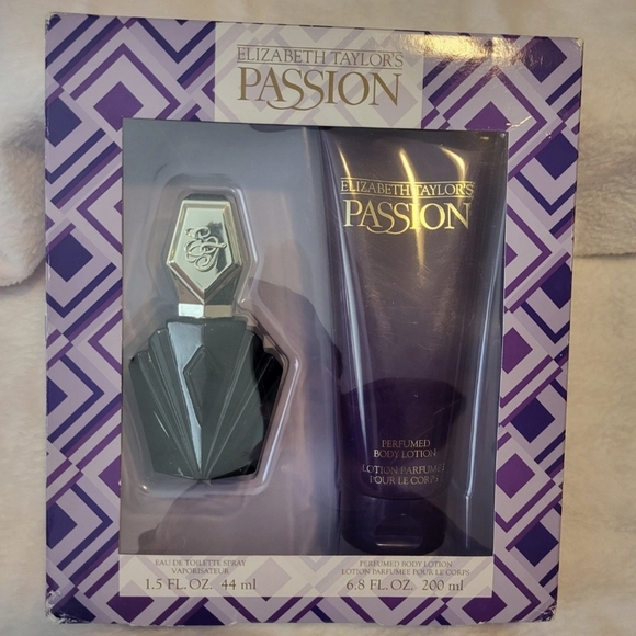 Elizabeth Taylor Other - Elizabeth Taylor's Passion Perfume and Lotion Set